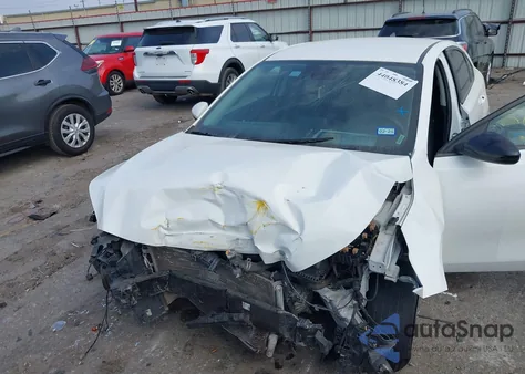 2021 Kia Forte Lxs из США, поврежденный, VIN 3KPF24AD1ME336167